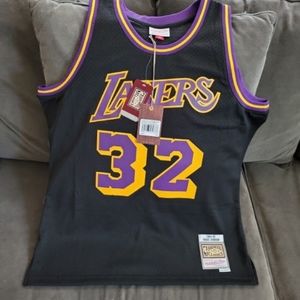 Mitchell and Ness throwback jersey